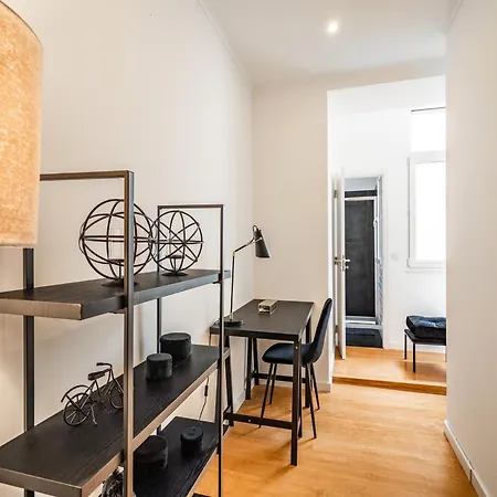 Akicity Anjos Daisy * Lissabon