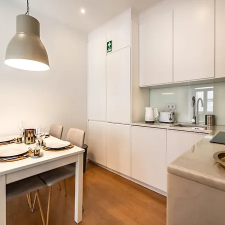 Akicity Anjos Daisy Apartment